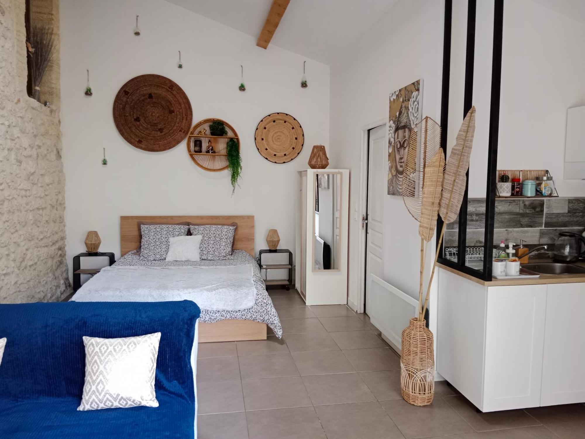 Bed and Breakfast Le Cosy Cabarieu Сент-Андре-де-Кюбзак Экстерьер фото